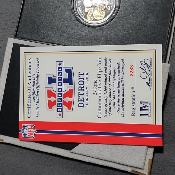 Superbowl XL 2 tone .999 silver coin - Picture 4 of 7